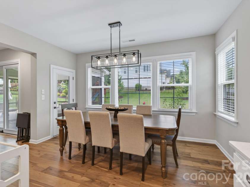 5100 Watercrest Trail, Belmont, NC 28012.  MLS# CAR4387438, YatesRealty ID 38418. Dining Area in Kitchen