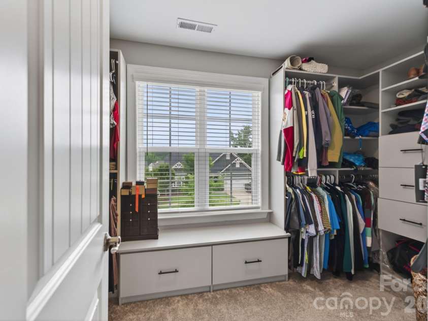 5100 Watercrest Trail, Belmont, NC 28012.  MLS# CAR4387438, YatesRealty ID 38418. Maximized storage in every room with tailored systems by Closets by Design