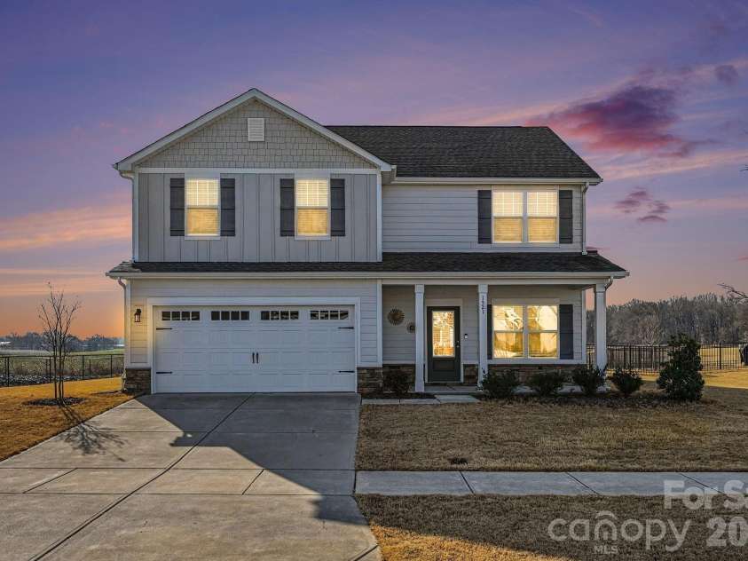 1521 Hobart Street, Monroe, NC 28110.  MLS# CAR4338753, YatesRealty ID 3842. 