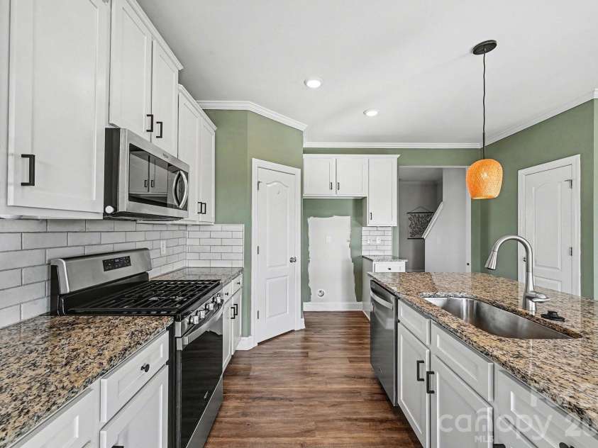 1521 Hobart Street, Monroe, NC 28110.  MLS# CAR4338753, YatesRealty ID 3842. 