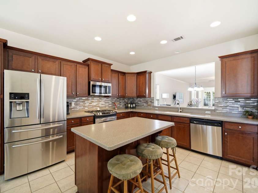 4014 Twiddy Street, Fort Mill, SC 29707.  MLS# CAR4402651, YatesRealty ID 38420. 