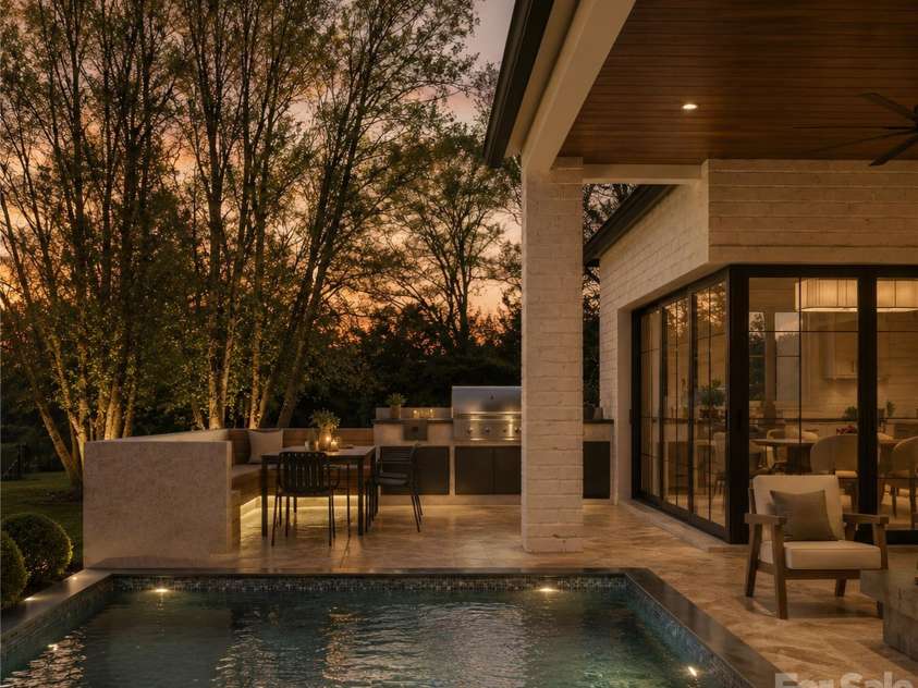 1817 Namaste Drive, Charlotte, NC 28277.  MLS# CAR4371607, YatesRealty ID 38423. 