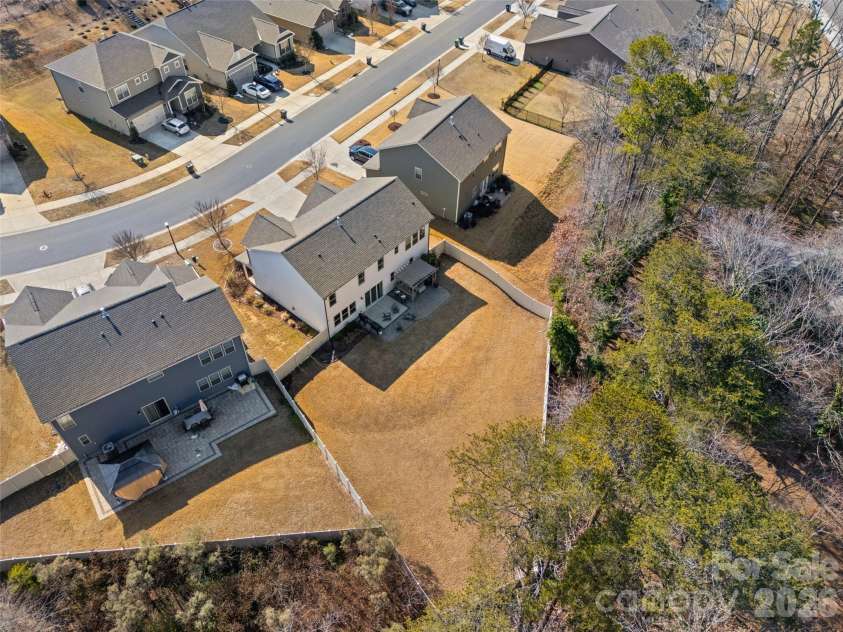 15014 Autumn Sage Drive, Charlotte, NC 28278.  MLS# CAR4345872, YatesRealty ID 3843. 