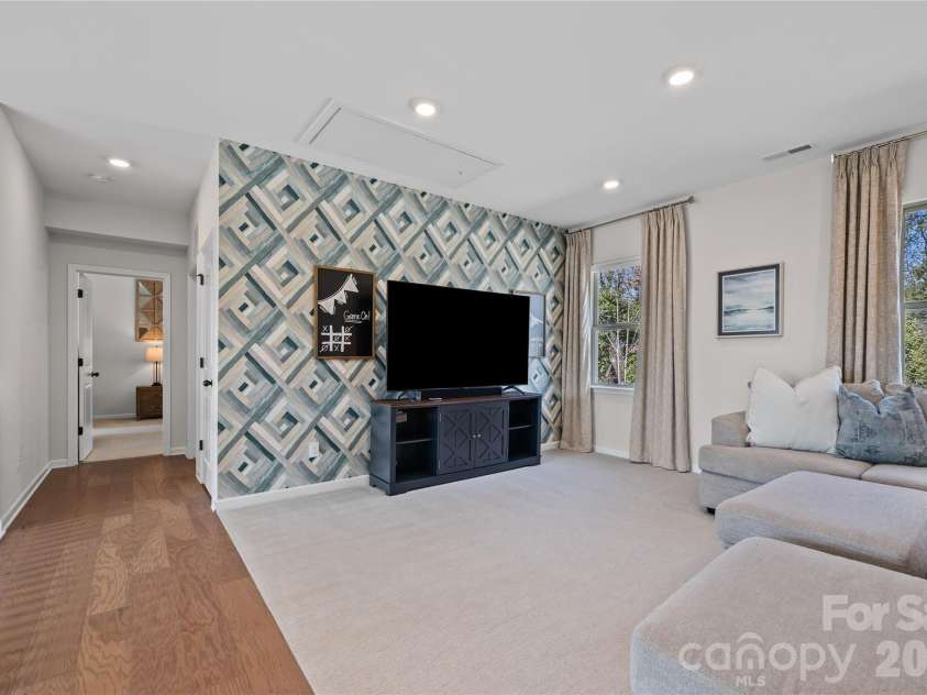 15014 Autumn Sage Drive, Charlotte, NC 28278.  MLS# CAR4345872, YatesRealty ID 3843. 
