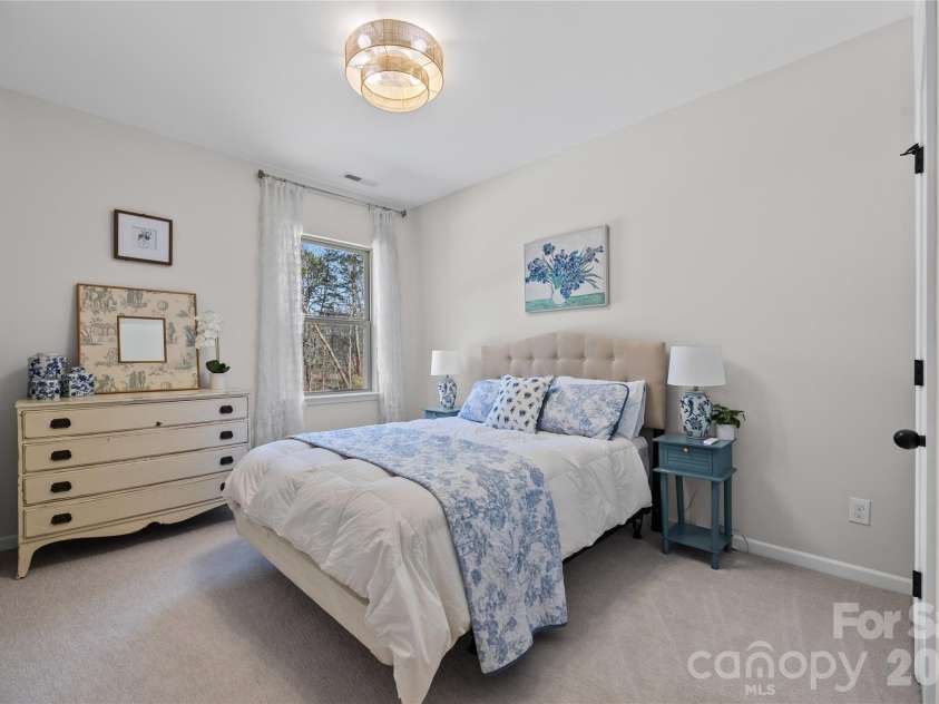 15014 Autumn Sage Drive, Charlotte, NC 28278.  MLS# CAR4345872, YatesRealty ID 3843. 