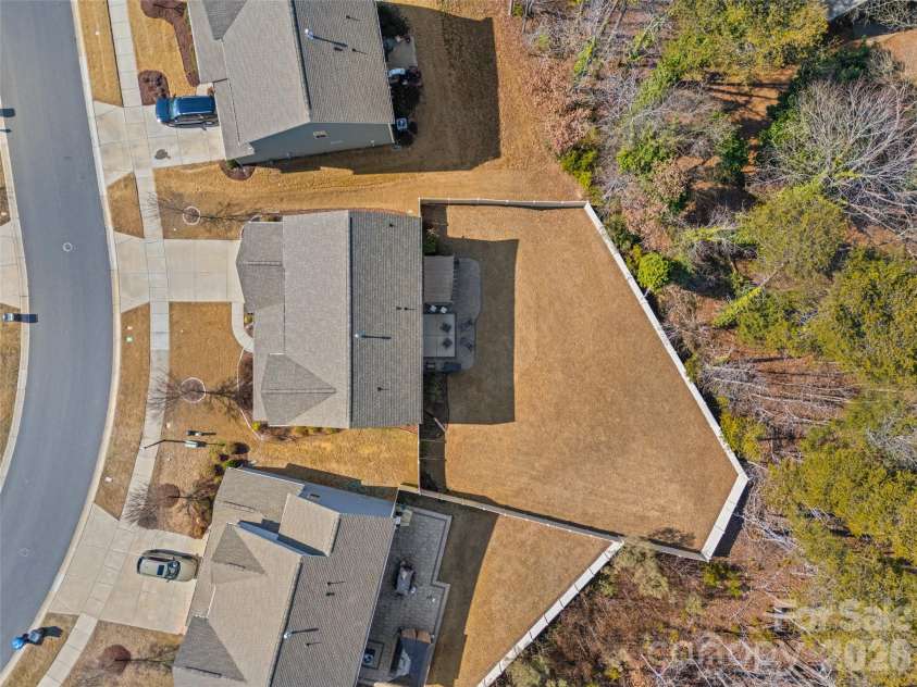 15014 Autumn Sage Drive, Charlotte, NC 28278.  MLS# CAR4345872, YatesRealty ID 3843. 