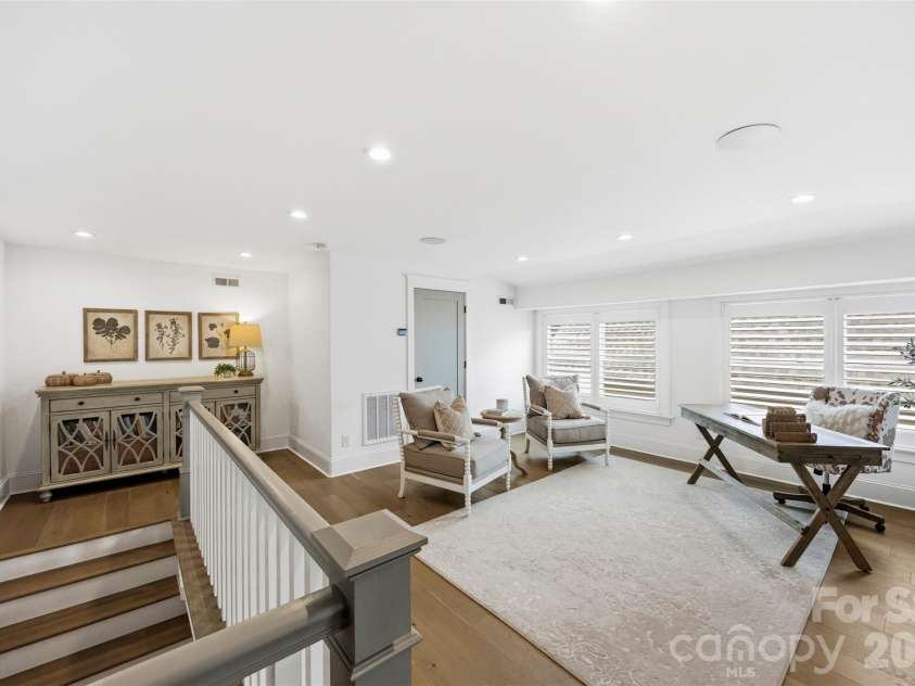 512 Living Way, Charlotte, NC 28204.  MLS# CAR4397058, YatesRealty ID 38430. 4th Floor Bonus Space With Walk-In Storage