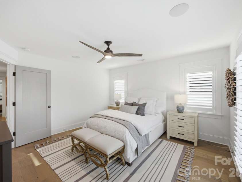 512 Living Way, Charlotte, NC 28204.  MLS# CAR4397058, YatesRealty ID 38430. Secondary Suite
