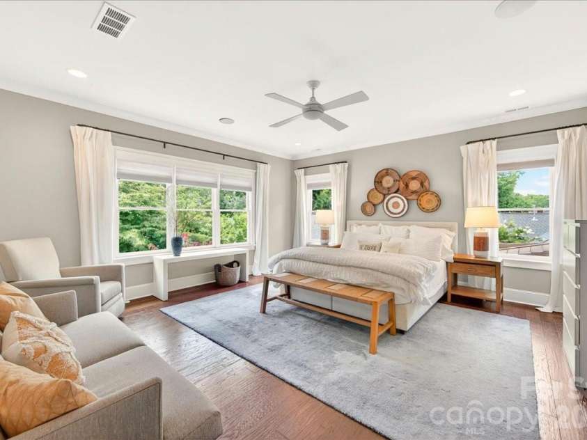 748 Ellsworth Road, Charlotte, NC 28211.  MLS# CAR4391211, YatesRealty ID 38434. 