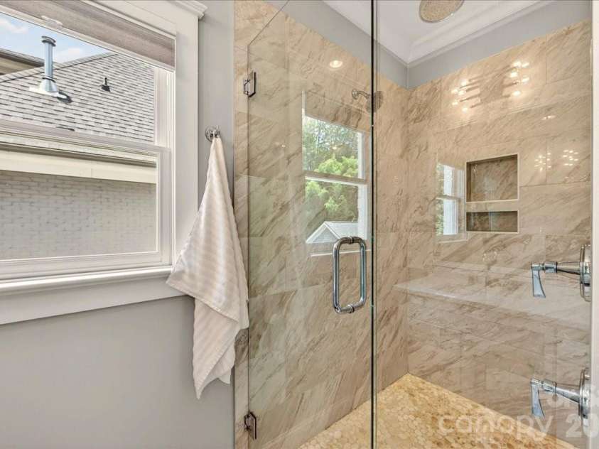 748 Ellsworth Road, Charlotte, NC 28211.  MLS# CAR4391211, YatesRealty ID 38434. 