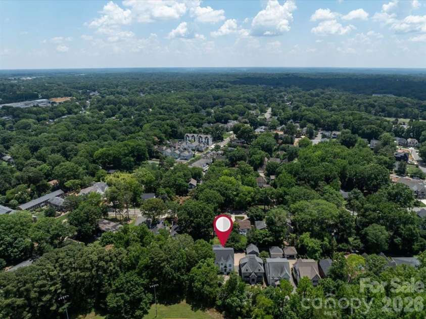 748 Ellsworth Road, Charlotte, NC 28211.  MLS# CAR4391211, YatesRealty ID 38434. 