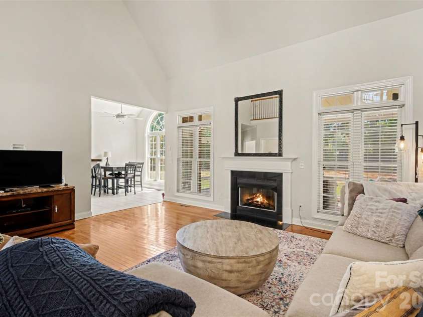 5107 Summerell Avenue, Gastonia, NC 28056.  MLS# CAR4404907, YatesRealty ID 38435. 