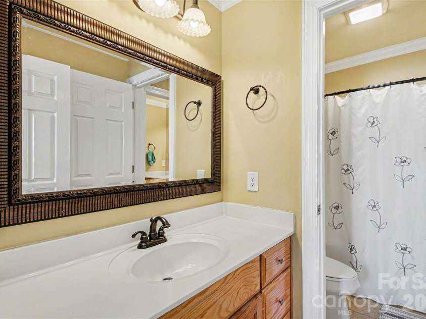 5107 Summerell Avenue, Gastonia, NC 28056.  MLS# CAR4404907, YatesRealty ID 38435. 