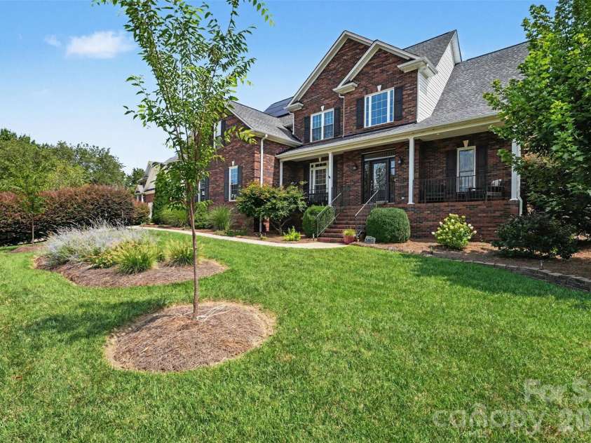 5107 Summerell Avenue, Gastonia, NC 28056.  MLS# CAR4404907, YatesRealty ID 38435. 