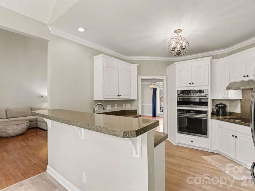 5107 Summerell Avenue, Gastonia, NC 28056.  MLS# CAR4404907, YatesRealty ID 38435. 