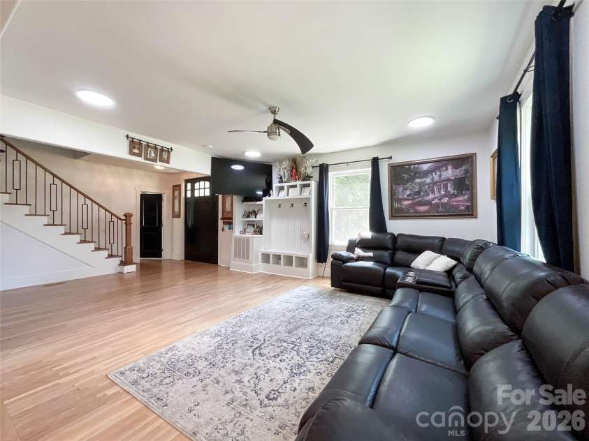 303 Greene Street, Wadesboro, NC 28170.  MLS# CAR4400147, YatesRealty ID 38438. 