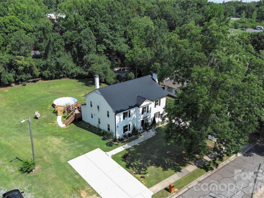 303 Greene Street, Wadesboro, NC 28170.  MLS# CAR4400147, YatesRealty ID 38438. 