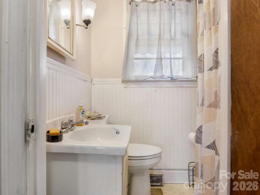 1729 Mt Gallant Road, Rock Hill, SC 29732.  MLS# CAR4340239, YatesRealty ID 3844. 