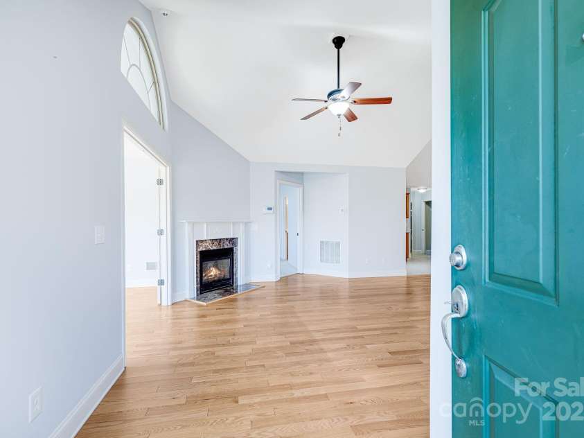 70 Summerfield Place, Flat Rock, NC 28731.  MLS# CAR4220615, YatesRealty ID 3844. 