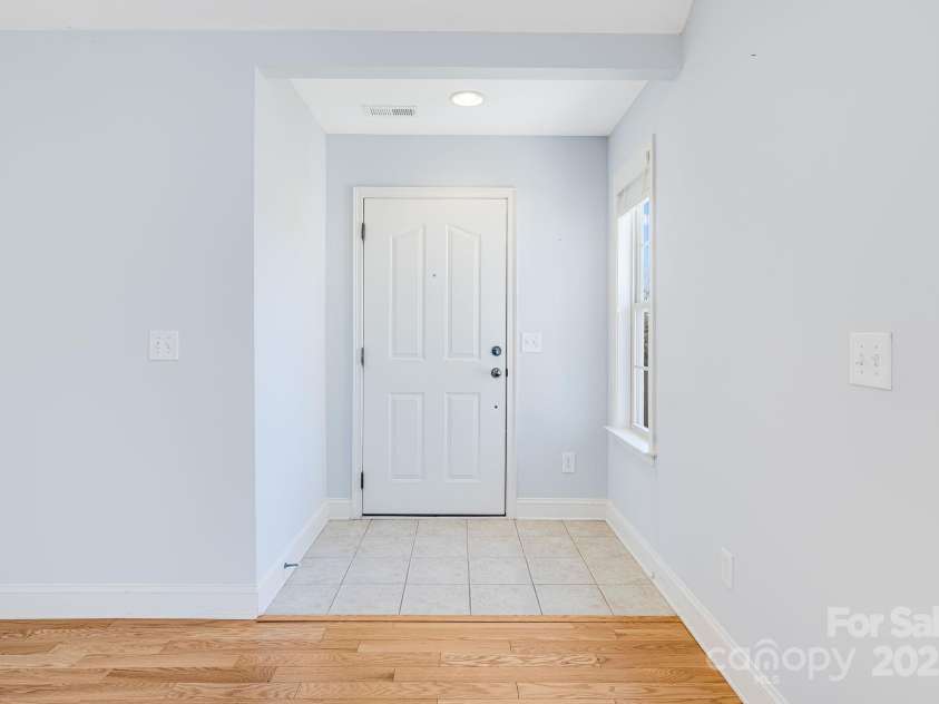 70 Summerfield Place, Flat Rock, NC 28731.  MLS# CAR4220615, YatesRealty ID 3844. 