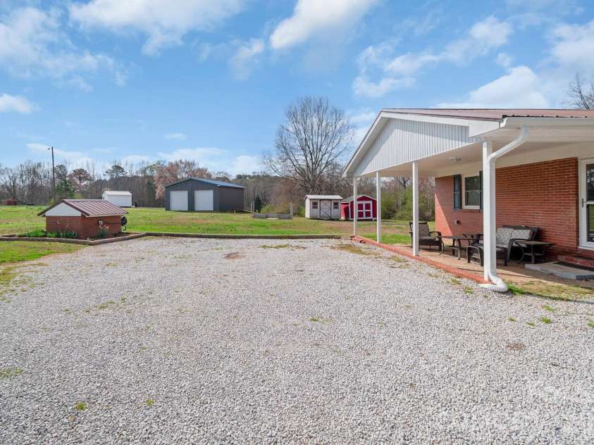 741 Mangum School Road, Pageland, SC 29728.  MLS# CAR4347595, YatesRealty ID 3844. 