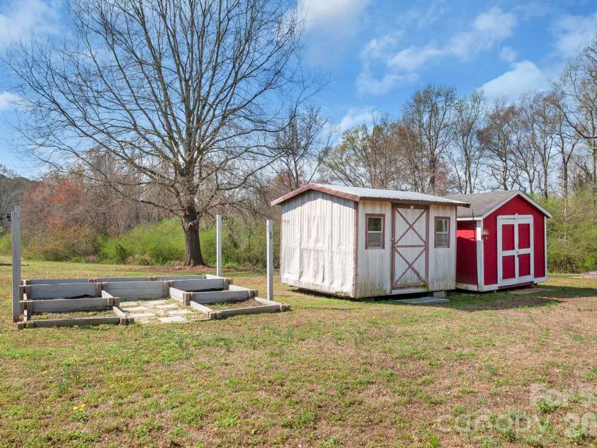 741 Mangum School Road, Pageland, SC 29728.  MLS# CAR4347595, YatesRealty ID 3844. 