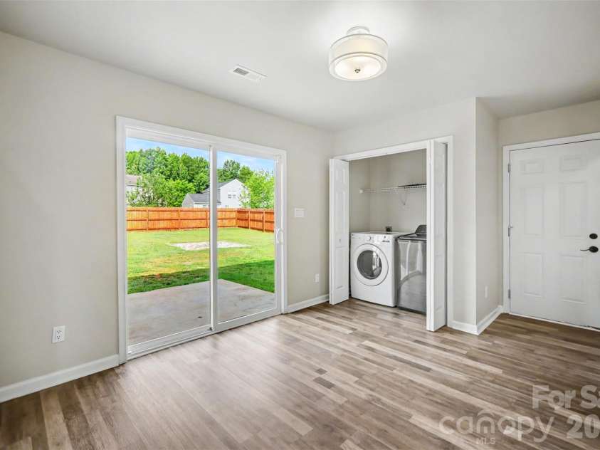 6111 Whispering Brook Court, Charlotte, NC 28216.  MLS# CAR4400967, YatesRealty ID 38444. 