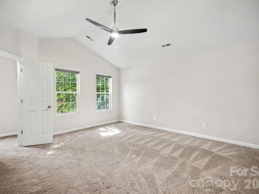 6111 Whispering Brook Court, Charlotte, NC 28216.  MLS# CAR4400967, YatesRealty ID 38444. 