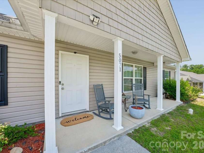 5071 Sedgefield Drive, Lancaster, SC 29720.  MLS# CAR4398451, YatesRealty ID 38445. 