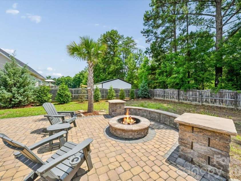 5071 Sedgefield Drive, Lancaster, SC 29720.  MLS# CAR4398451, YatesRealty ID 38445. 
