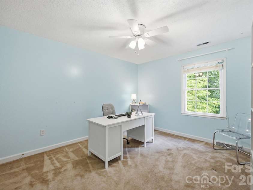 2811 Creekbed Lane, Charlotte, NC 28210.  MLS# CAR4401236, YatesRealty ID 38446. 