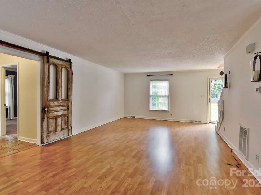 13901 Phillips Road, Matthews, NC 28105.  MLS# CAR4172969, YatesRealty ID 3845. 