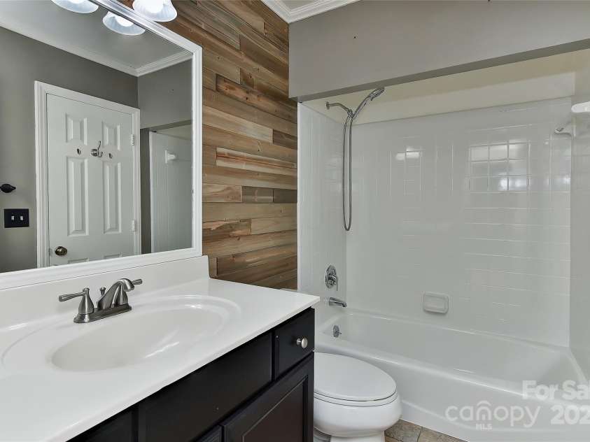13901 Phillips Road, Matthews, NC 28105.  MLS# CAR4172969, YatesRealty ID 3845. 
