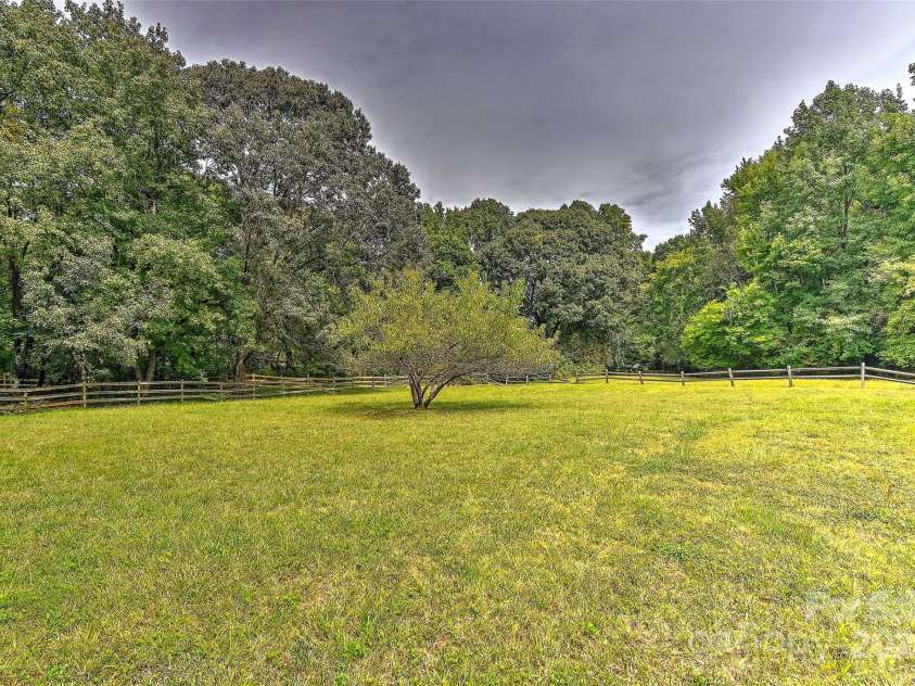 13901 Phillips Road, Matthews, NC 28105.  MLS# CAR4172969, YatesRealty ID 3845. 