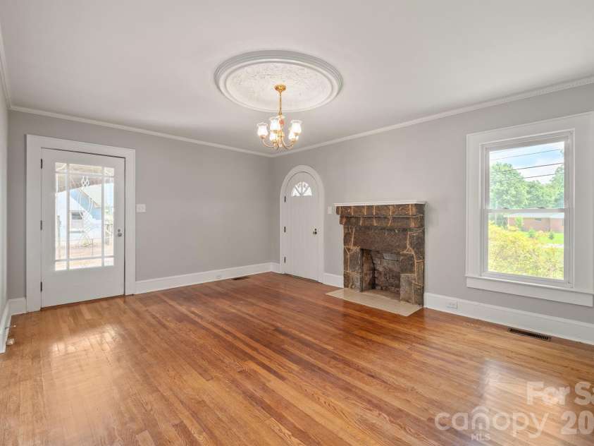 3219 US 70 Highway, Morganton, NC 28655.  MLS# CAR4399036, YatesRealty ID 3845. 