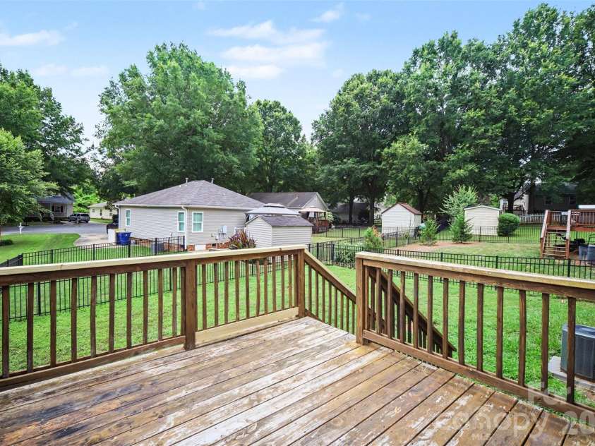 127 Pratt Street, Belmont, NC 28012.  MLS# CAR4395967, YatesRealty ID 38453. Back Deck