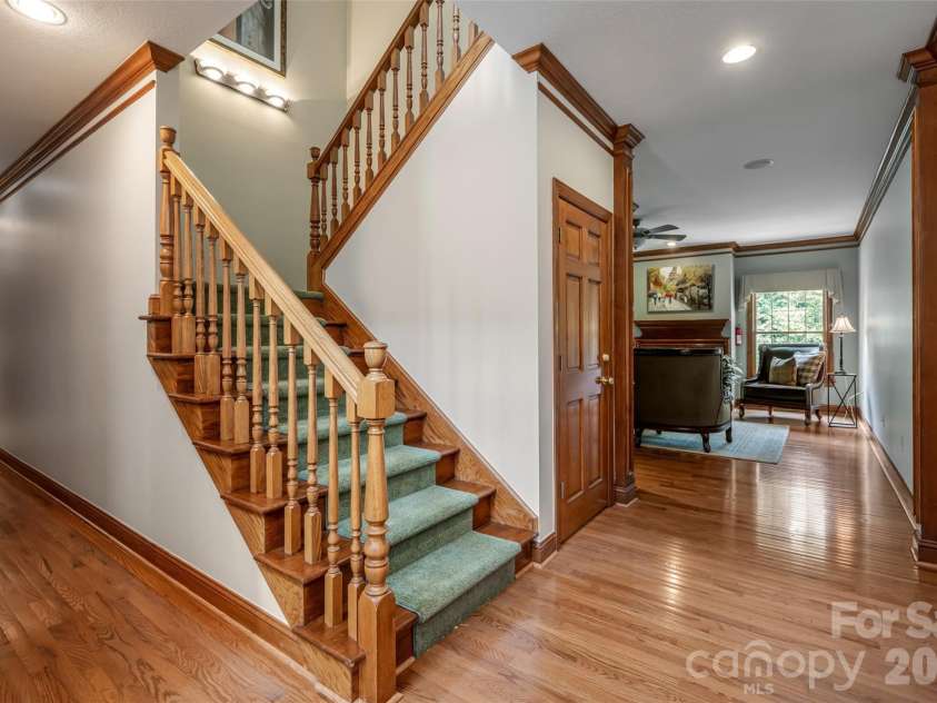 23 Boddington Court, Asheville, NC 28803.  MLS# CAR4392523, YatesRealty ID 38455. 
