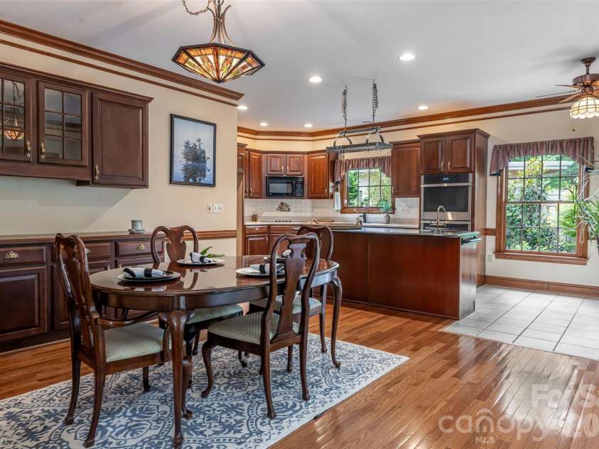 23 Boddington Court, Asheville, NC 28803.  MLS# CAR4392523, YatesRealty ID 38455. 