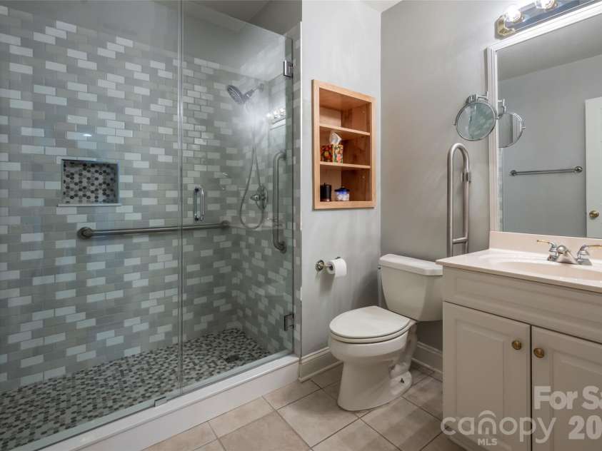 23 Boddington Court, Asheville, NC 28803.  MLS# CAR4392523, YatesRealty ID 38455. Second LIving Quarters