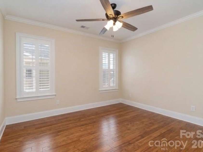 752 Crystal Water Way, Myrtle Beach, SC 29579.  MLS# CAR4379900, YatesRealty ID 38456. 