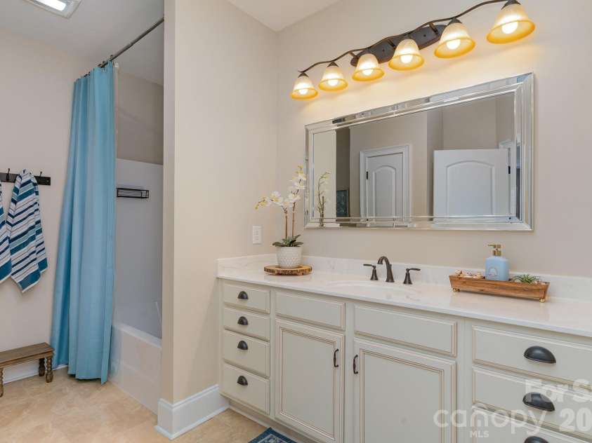 752 Crystal Water Way, Myrtle Beach, SC 29579.  MLS# CAR4379900, YatesRealty ID 38456. 