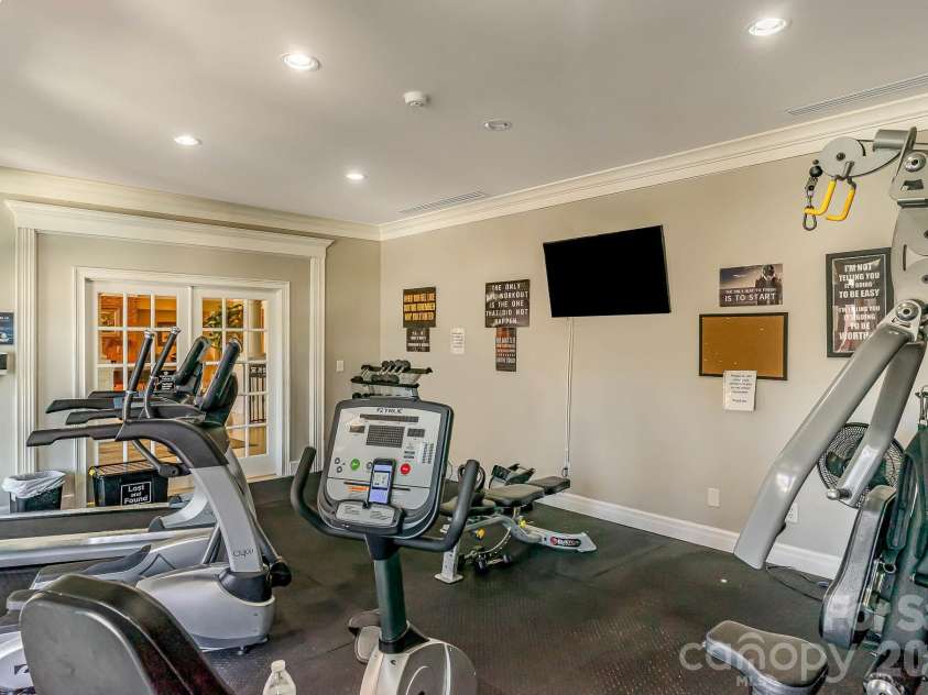 752 Crystal Water Way, Myrtle Beach, SC 29579.  MLS# CAR4379900, YatesRealty ID 38456. 