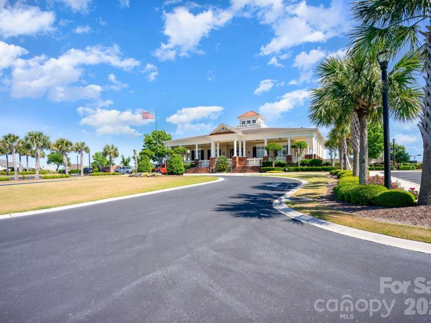 752 Crystal Water Way, Myrtle Beach, SC 29579.  MLS# CAR4379900, YatesRealty ID 38456. 