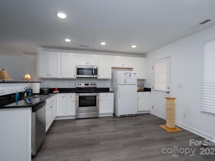 321 Torbush Drive, Salisbury, NC 28144.  MLS# CAR4296890, YatesRealty ID 38457. 