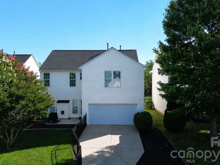 16931 Hugh Torance Parkway, Huntersville, NC 28078.  MLS# CAR4387955, YatesRealty ID 38459. 