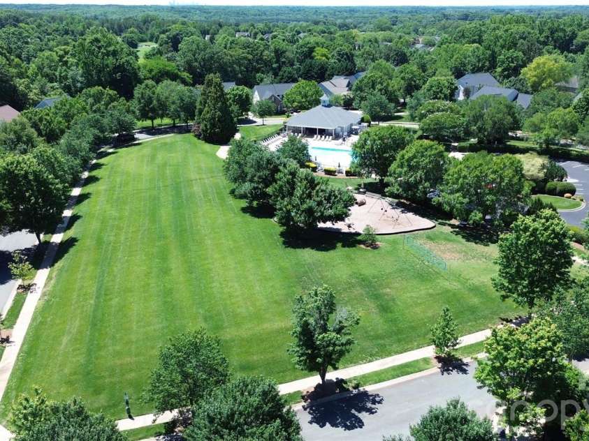 16931 Hugh Torance Parkway, Huntersville, NC 28078.  MLS# CAR4387955, YatesRealty ID 38459. 