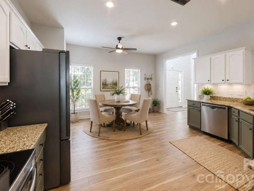 16931 Hugh Torance Parkway, Huntersville, NC 28078.  MLS# CAR4387955, YatesRealty ID 38459. VIRTUALLY STAGED KITCHEN