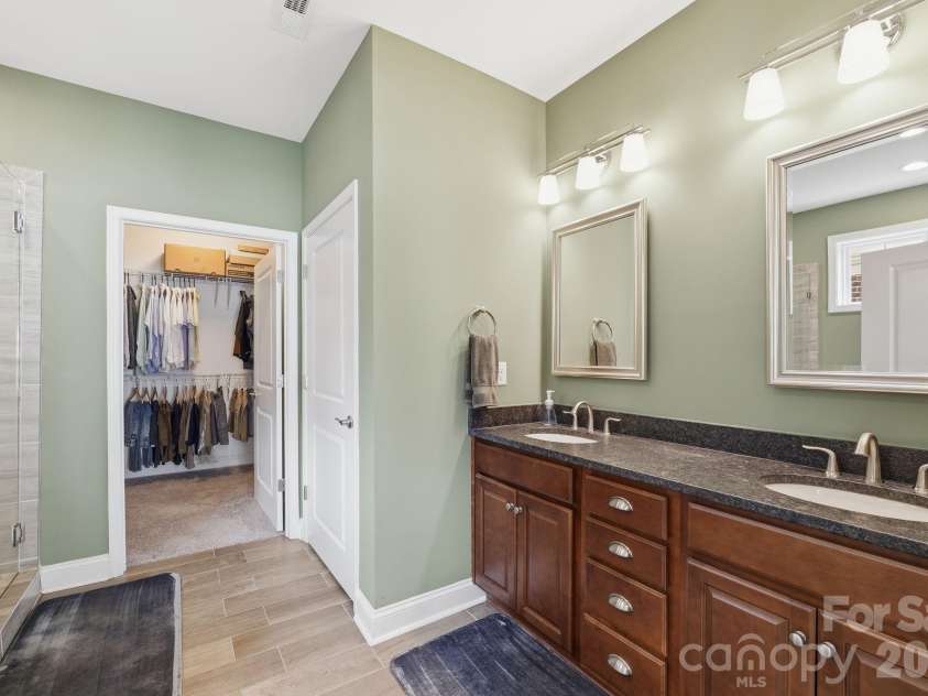2525 Whispering Way, Indian Trail, NC 28079.  MLS# CAR4356535, YatesRealty ID 3846. Primary bath