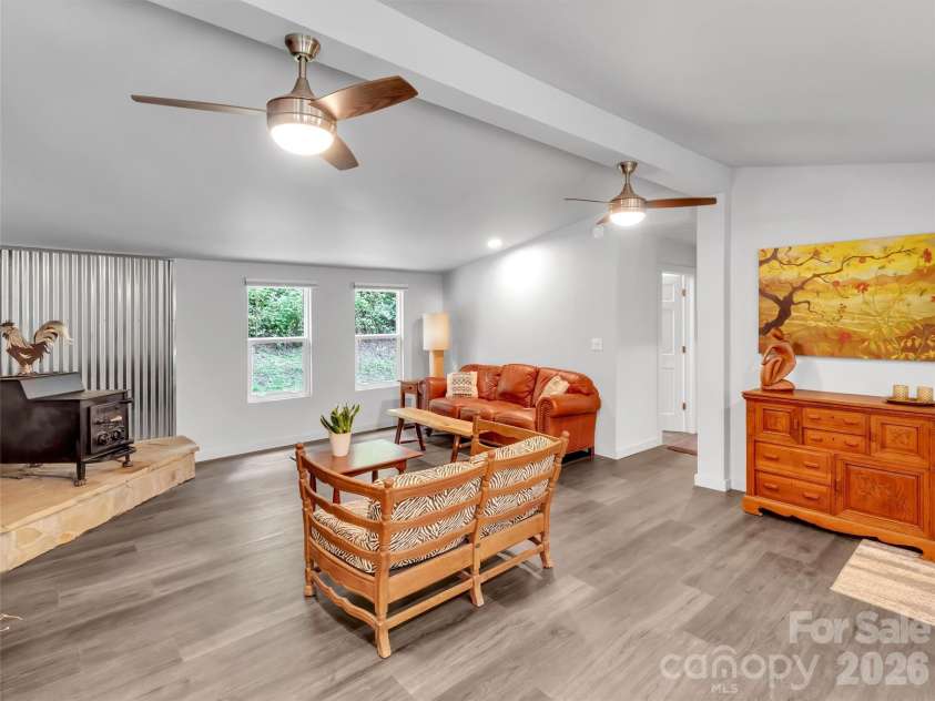 70 Icicle Ridge Road, Sylva, NC 28779.  MLS# CAR4344064, YatesRealty ID 3846. 