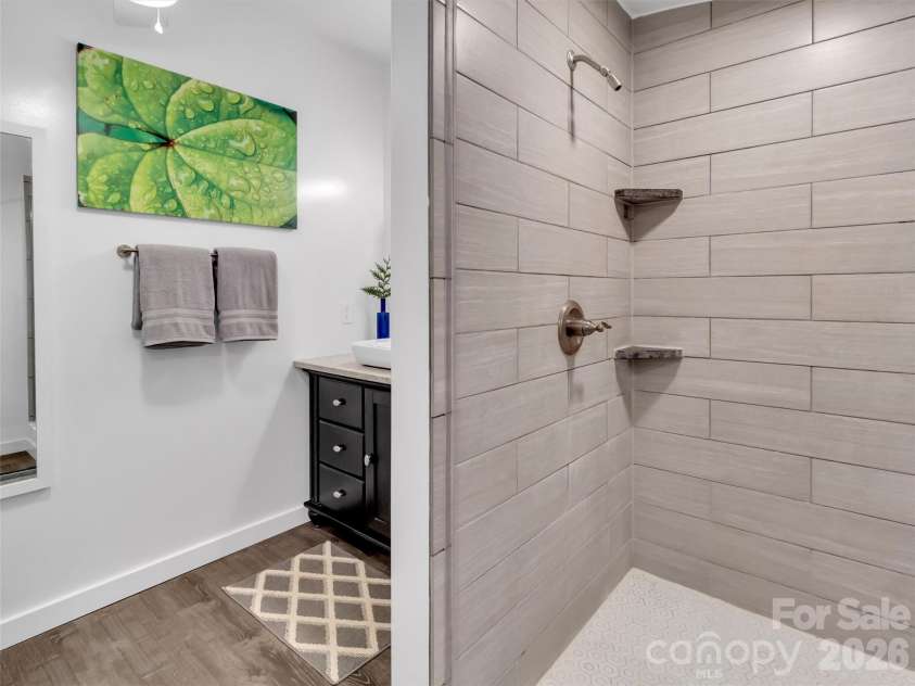 70 Icicle Ridge Road, Sylva, NC 28779.  MLS# CAR4344064, YatesRealty ID 3846. 